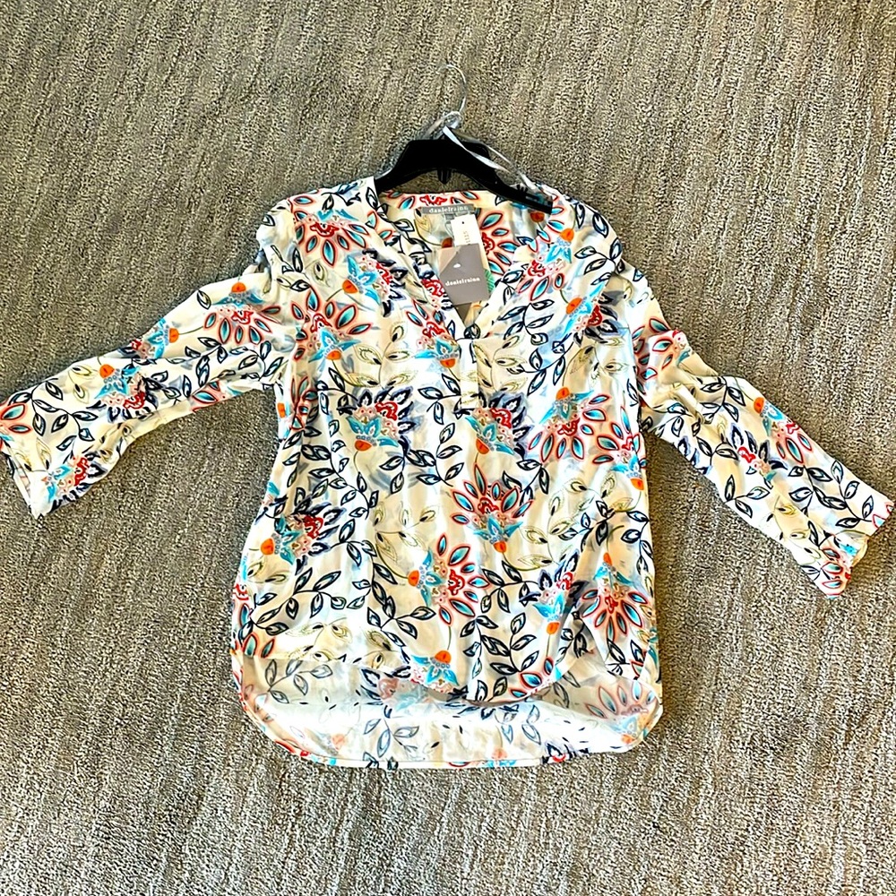 Daniel Rainn blouse